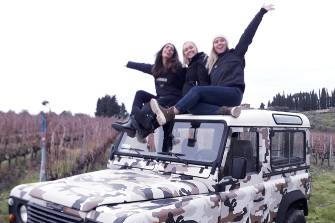 Private Wine Safari! Off-Road, Lunch in Winery in Tuscany! - Off-road in a vintage Defender: the views come faster than you expect