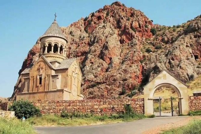 Private wine tour to Khor Virap, Areni winery, Noravank - Areni wine tasting: Armenian wine at the source
