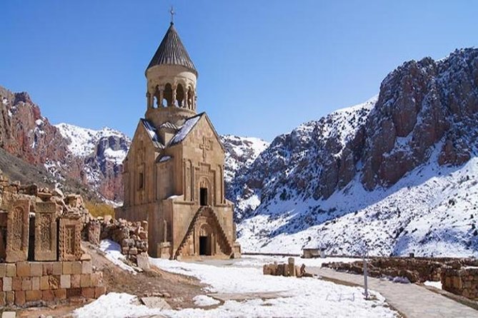 Private wine tour to Khor Virap, Areni winery, Noravank - Private vehicle and driver: the kind of flexibility you actually feel