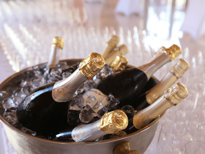 Prosecco Tasting in Countryside Winery - From vineyard to bottle: the production process made plain