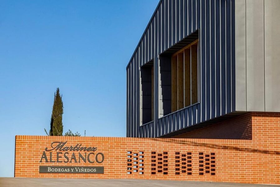 Rioja: Wine tasting and sampling at the Martínez Alesanco family winery - Badarán’s family bodega: why this Rioja tasting feels different