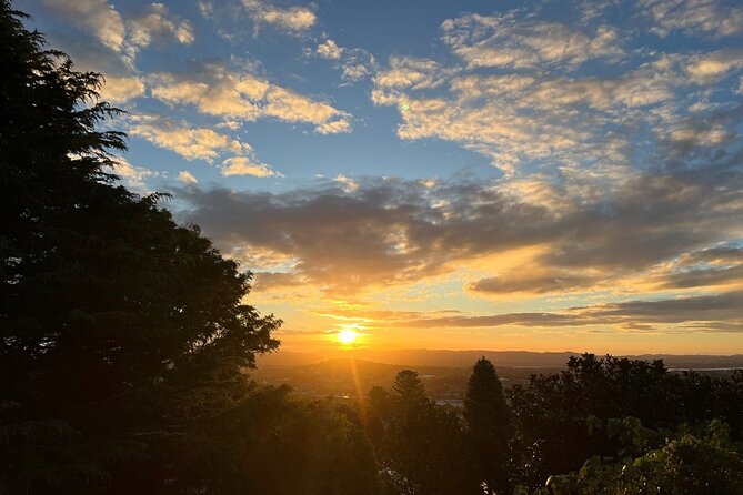 Romantic Auckland Sunset tour with Winery & Thermal pool - A 3:00 pm Auckland twilight route that feels made for couples