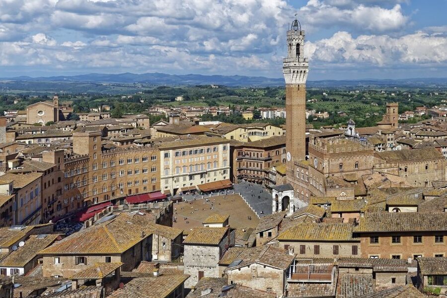 Rome: Private Tour to San Gimignano, Siena & Winery Visit - Price and what the private format buys you in Tuscany