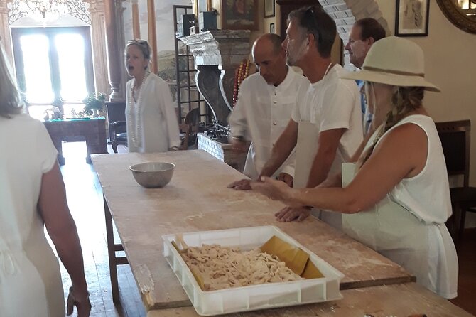 Rome: Wine Tour & Pizza Making Class in a Frascati's vineyard - 5 hours - Why Frascati vineyards make a smart Rome food day