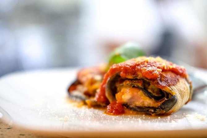 Royal Palace of Caserta tour and winery Cantina sul Vesuvio . - Wine tasting plus a Neapolitan menu inspired by ancient Rome
