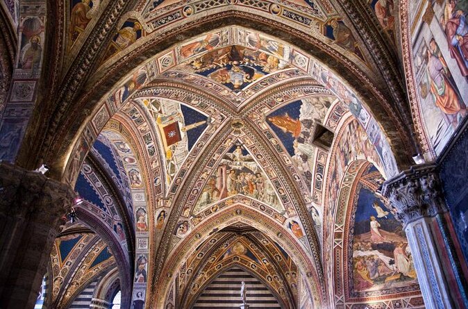 San Gimignano and Winery Experience with Light Lunch from Pisa - Key Things to Know Before You Go