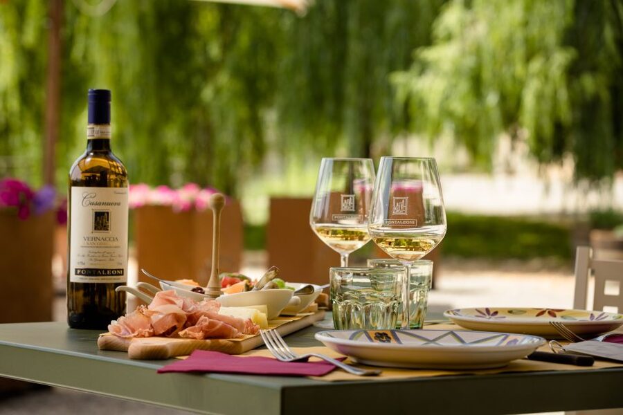San Gimignano: Winery Tour with Wine Tasting and Lunch - Key highlights worth clocking