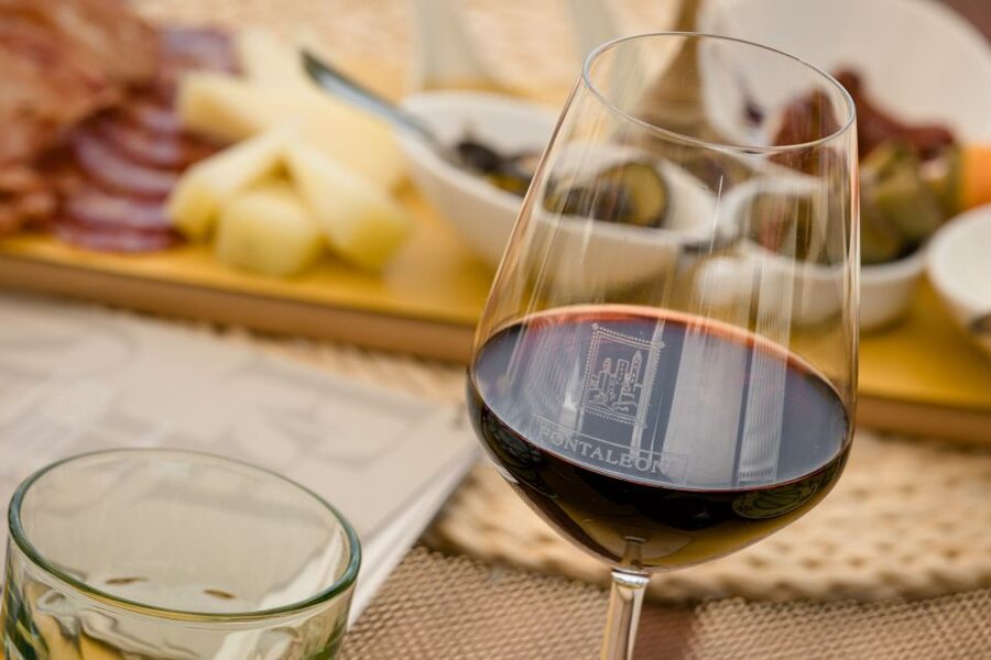San Gimignano: Winery Tour with Wine Tasting and Lunch - Getting oriented at Loc. Santa Maria Fonte Leone
