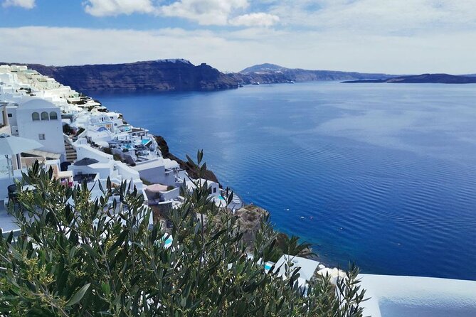 Santorini Private Island Tour & Winery Lunch at Domaine Sigalas - Domaine Sigalas winery lunch: the included meal that makes the price make sense
