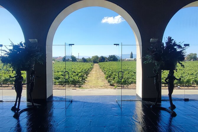 Secret Rioja: Exclusive Winery Access and Tasting Masterclass - El Fabulista: Where the Tasting Feels Like a Lesson