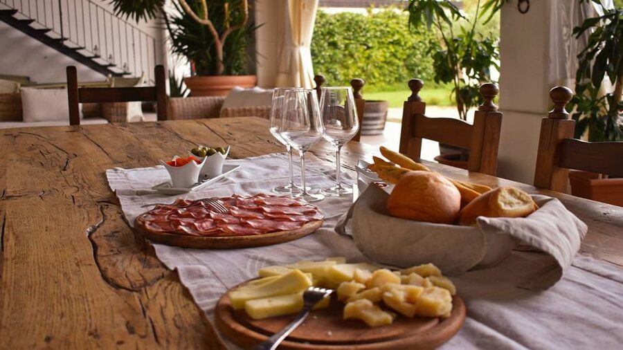 Sirmione: Vineyard Tour with Lugana Wines and Local Tastings - Should you book this tour?