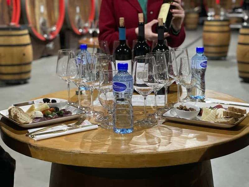 The largest winery in Montenegro: private tour & transport - Food and wine together: the local flavor bridge