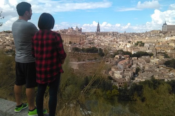 Toledo, Windmills, Winery Small Group Tour with Lunch from Madrid - Consuegra windmills: iconic views, short timing, extra budget