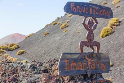 Tour Lanzarote South with Winery Visit - Salinas de Janubio: A Short Stop With Big Panoramic Payoff