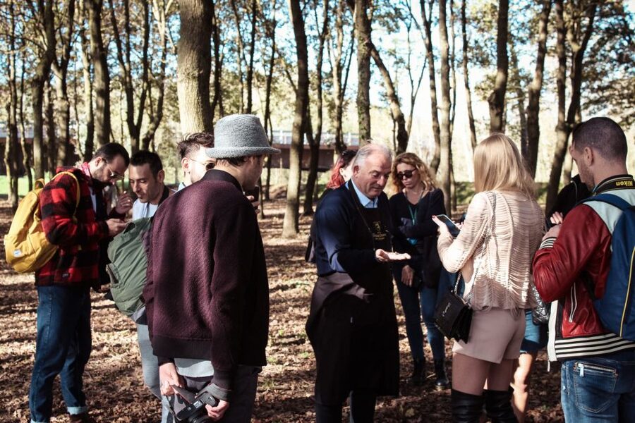 Tuscany: Truffle Hunting and Meal at a Winery - Winery wine pairing with 11 local wines: more than a toast