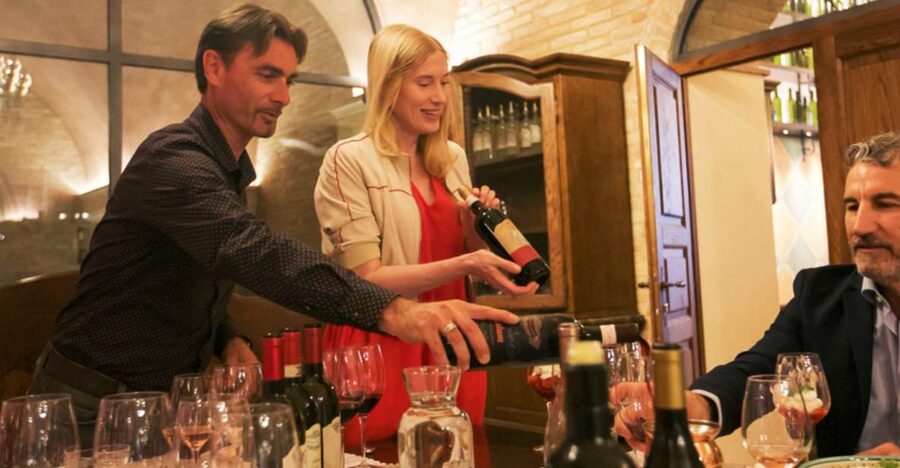 Val D'Orcia: Boutique Winery Tour and Wine Tasting - Why Val d’Orcia and Poggio del Moro fit boutique wine lovers