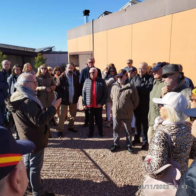 Valencia: Vineyard Tour, Local Wine, Cava Tasting & Snacks - Getting There: Meeting Points, Coach Time, and Realistic Timing