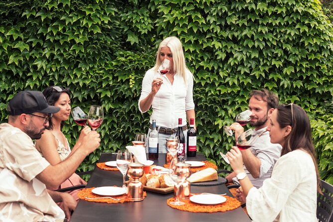Vineyard tour and tasting of 6 Garda Wines with Giovanna Tantini - Key highlights to look for