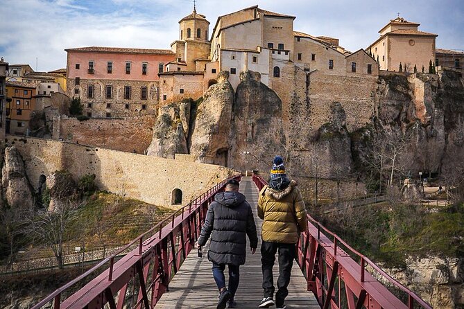 Visit Cuenca and a Vineyard in Spanish Tuscany from Madrid - Bodegas Enrique Moreno: sunset wine tasting in Spanish Tuscany style