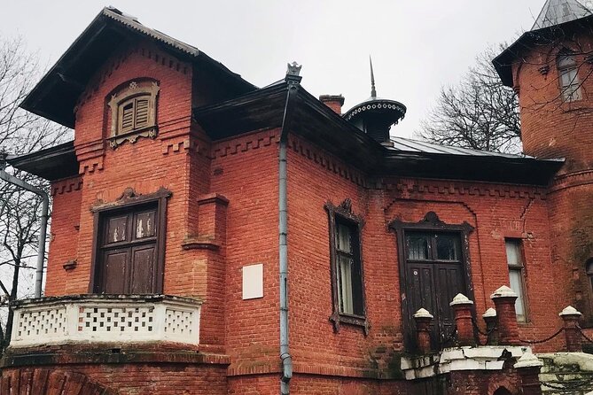 Visit the Largest Winery in the World and Manuc Bei Mansion - How the 5-Hour Day Works From Chisinau (and Why It’s a Good Pace)