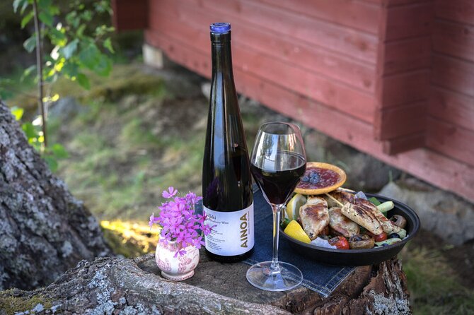 Visit to Authentic Finnish Berry Winery, Tasting Included - Six Wines, Finnish Cheese, and Artisan Chocolate: The Tasting That Teaches