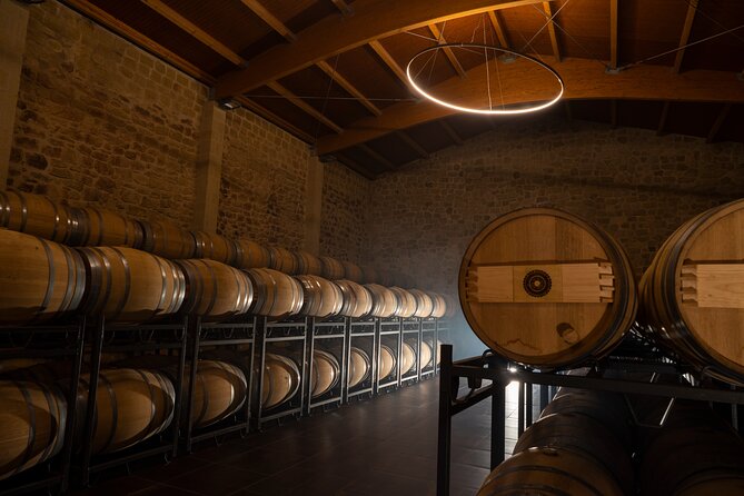 Visit to the winery with a tasting of 3 wines and appetizers - Inside Bodegas TIHOM: Calm Craft and Uncommon Rioja