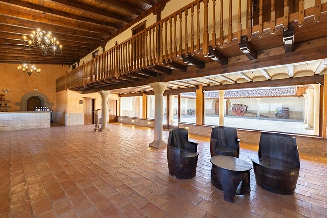 Visit to the Winery with Wine Tasting and Appetizers in Navarra - Winery and Premises Walk: What You Learn Without Feeling Like School