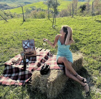 Volterra: Aperivintage aperitif in vineyard whit a Fiat 500 - Price and Value: Is $82 per Person Actually Worth It?
