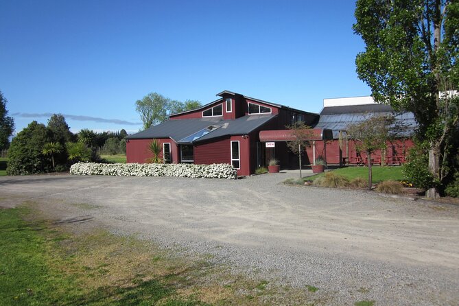 Waipara Valley Winery Tour Wine Tastings and Scenic Views - Waipara Springs Winery: Boutique, Personal, and Pinot-Forward