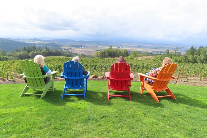 Willamette Valley Boutique Winery Tour with Lunch - McMinnville pickup and a private van that actually feels personal