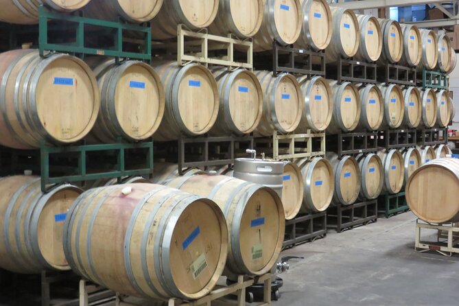 Willamette Valley Boutique Winery Tour with Lunch - Willamette Valley boutique stops: three tastings with room for questions