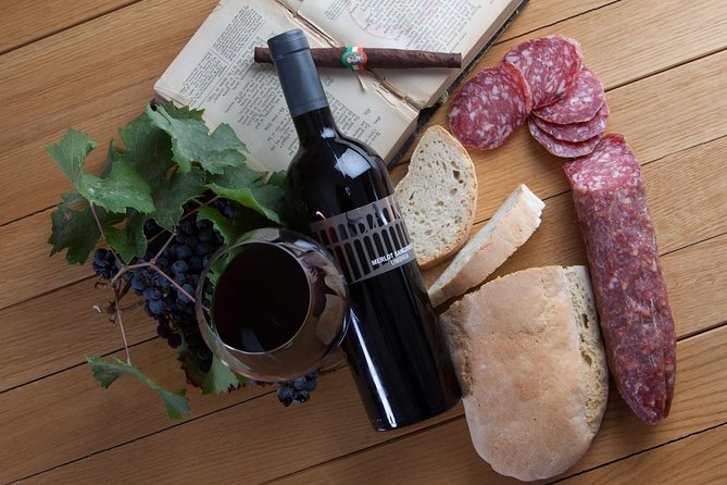 Wine tasting and walk in the Vineyard of Assisi - A one-hour-plus tasting at Cantina SAIO Assisi Degustazione
