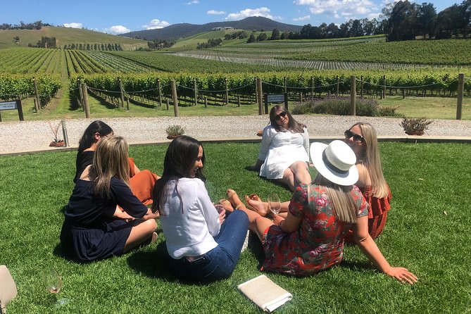 Yarra Valley Winery Tour from Melbourne - Lunch included - Soumah Lunch Stop: Two Courses, Wine, and a Real Tasting Experience